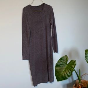 Aritzia wilfred free long sleeve dress L